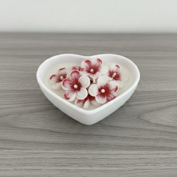 Small Giveaway Heart Candle